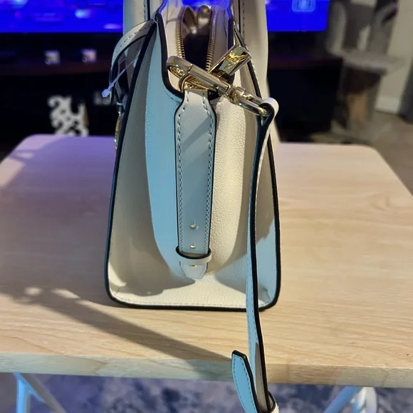 Michael Kors Cream and Tan Satchel - Picture 3 of 8